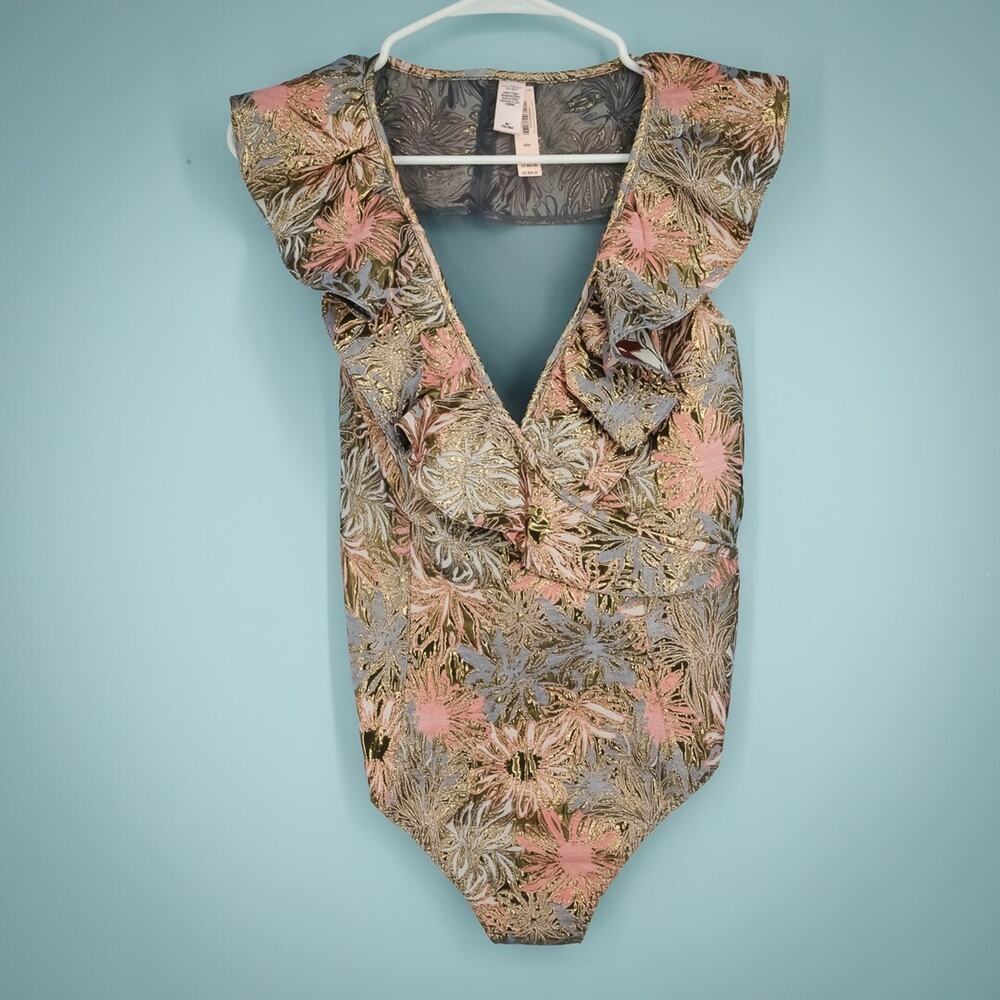 Victoria's Secret Size Medium M Pink Metallic Floral Brocade Ruffle Bodysuit NEW